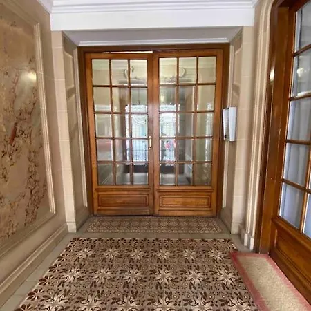 Studio 9m2 Tour Eiffel Invalide Champ De Mars 75015