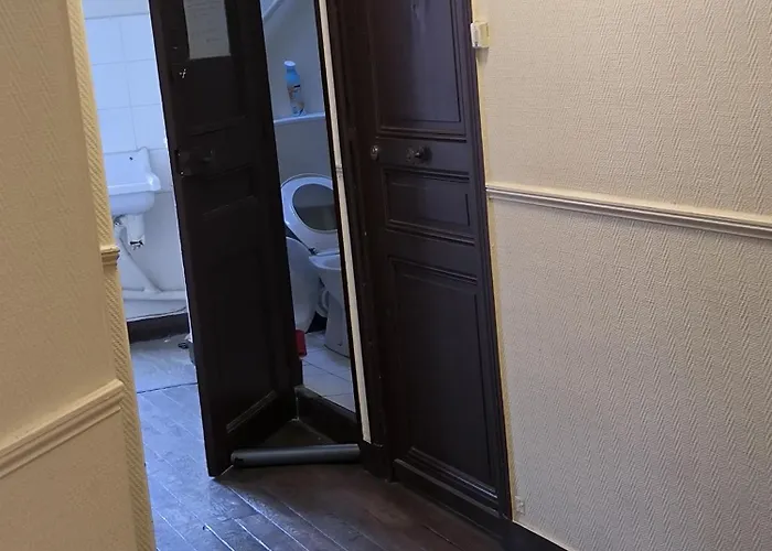 Studio 9m2 Tour Eiffel Invalide Champ De Mars 75015 Appartement