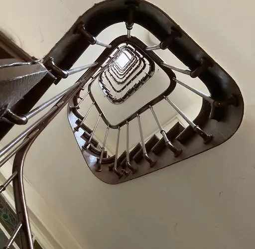 Appartamento Studio 9m2 Tour Eiffel Invalide Champ De Mars 75015